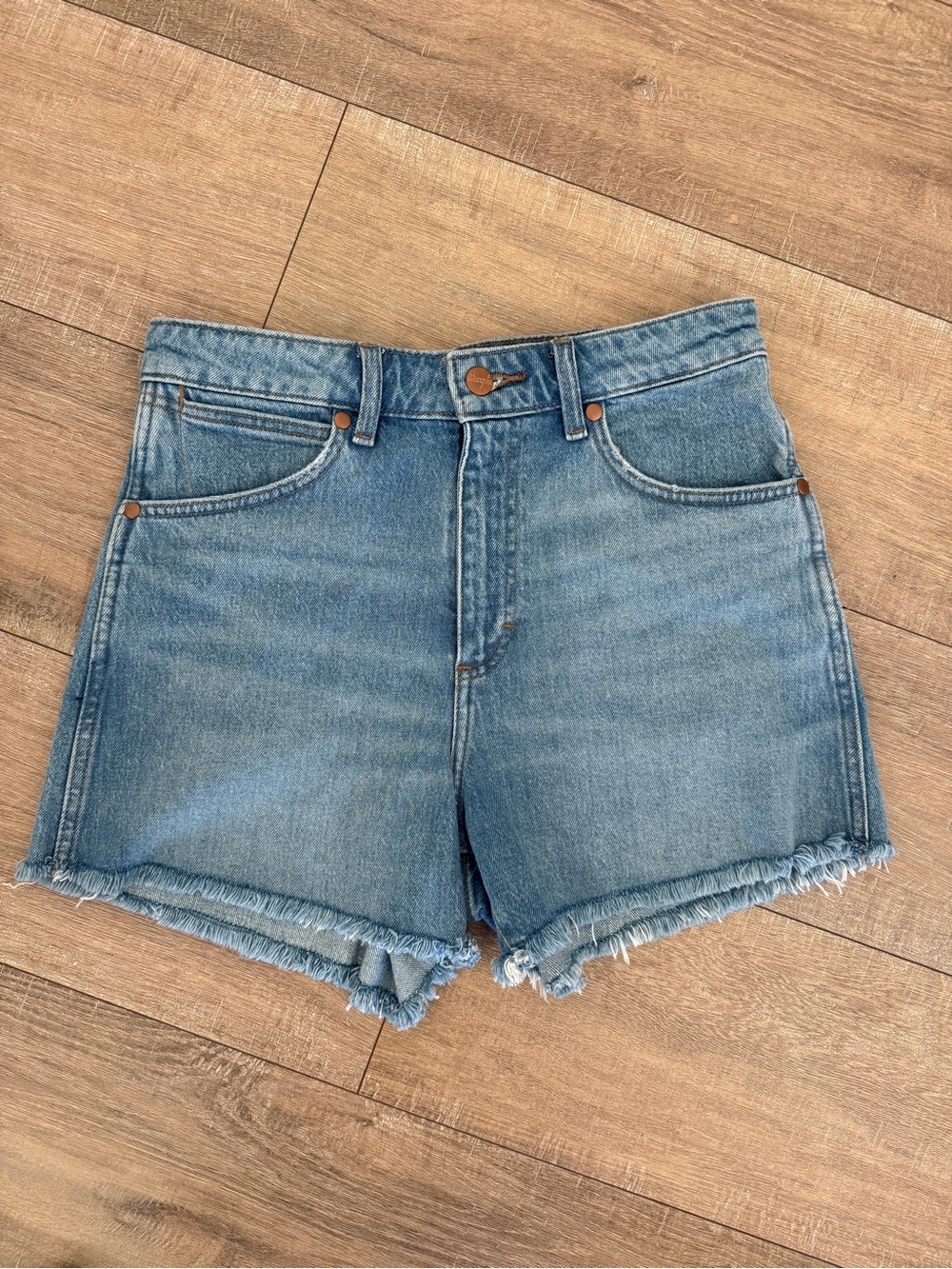 Wrangler Women's Cowboy Short High-Rise Shorts